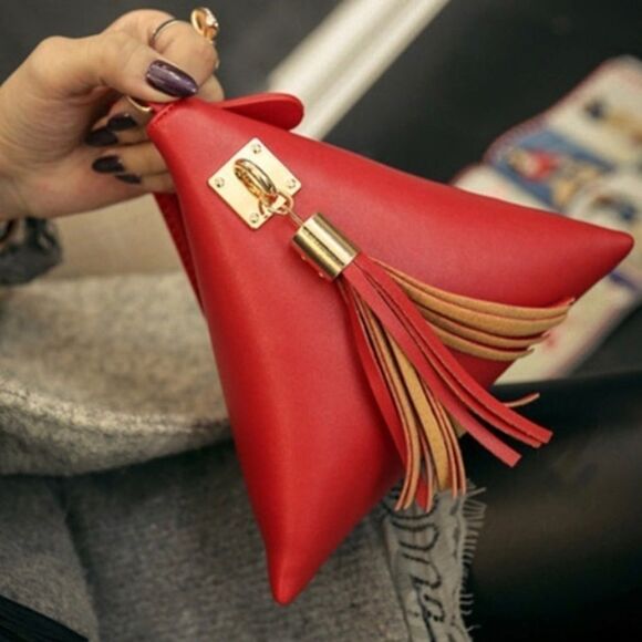 ⭐️Host Pick⭐️ Pyramid Shaped Tassel Leather Wristlet/Clutch - Picture 8 of 15